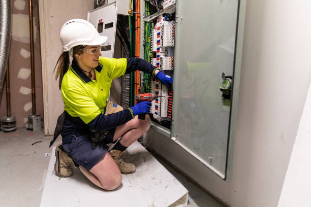 Best Local Electrician Companies  in Henderson, LA